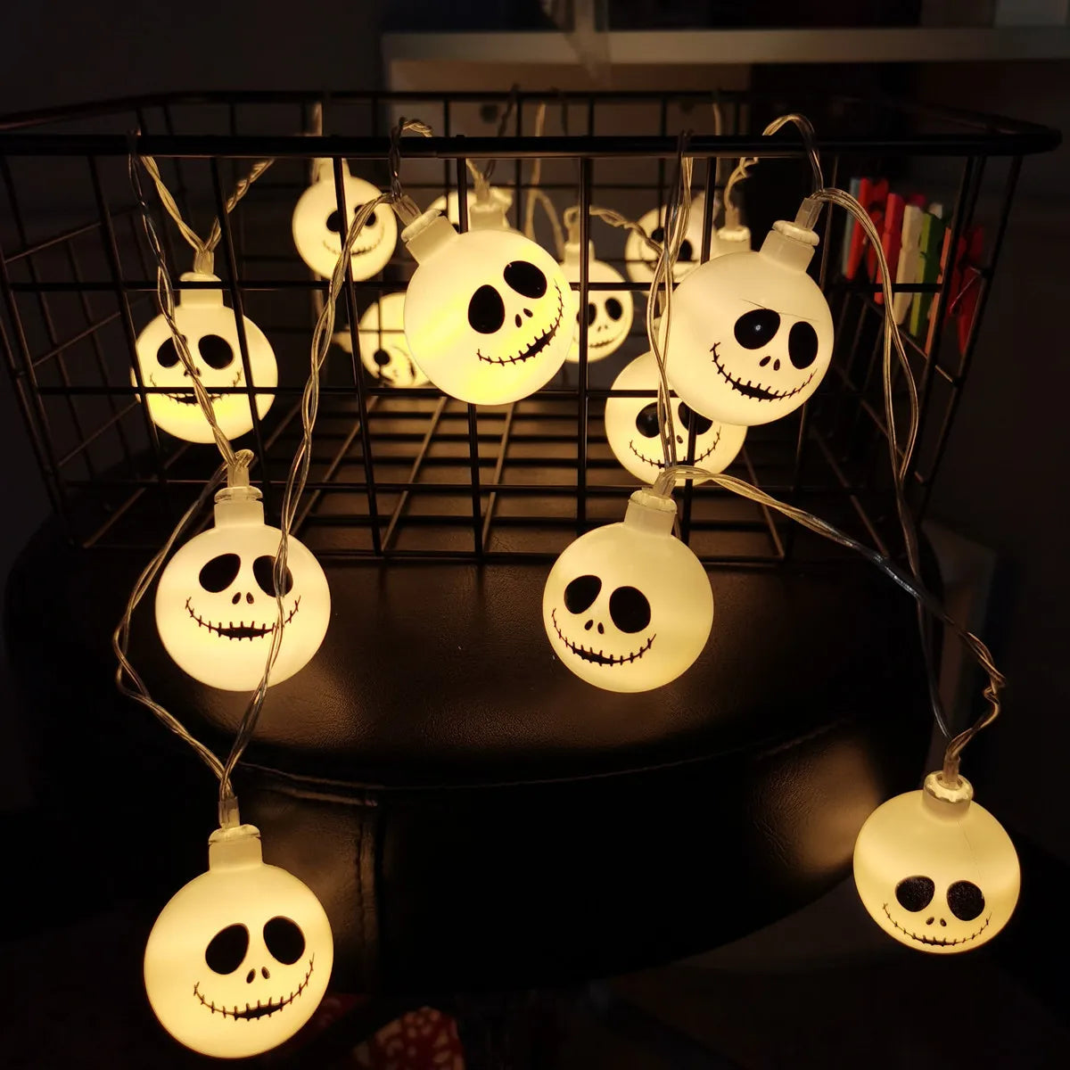 Guirnalda de Luces Fantasma LED: El Secreto para un Halloween Mágico y Espeluznante (Edición 2025)