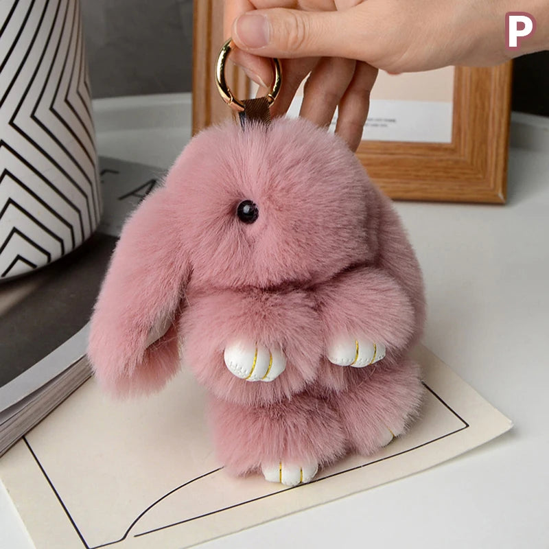Llavero Peluche de Conejo: El Detalle que Todos Quieren. 15cm de Suavidad y Estilo Único para tu Bolso