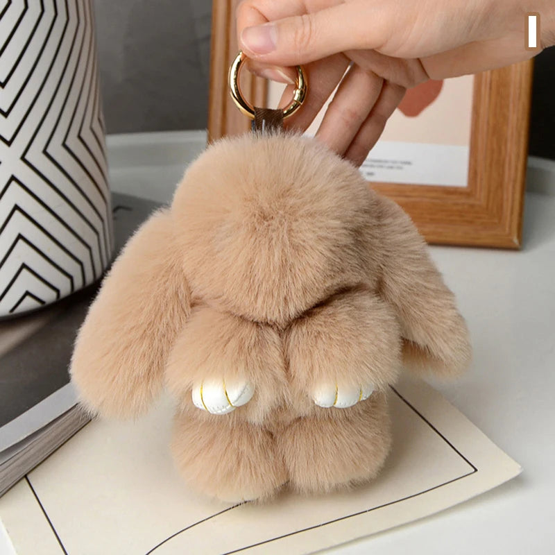 Llavero Peluche de Conejo: El Detalle que Todos Quieren. 15cm de Suavidad y Estilo Único para tu Bolso